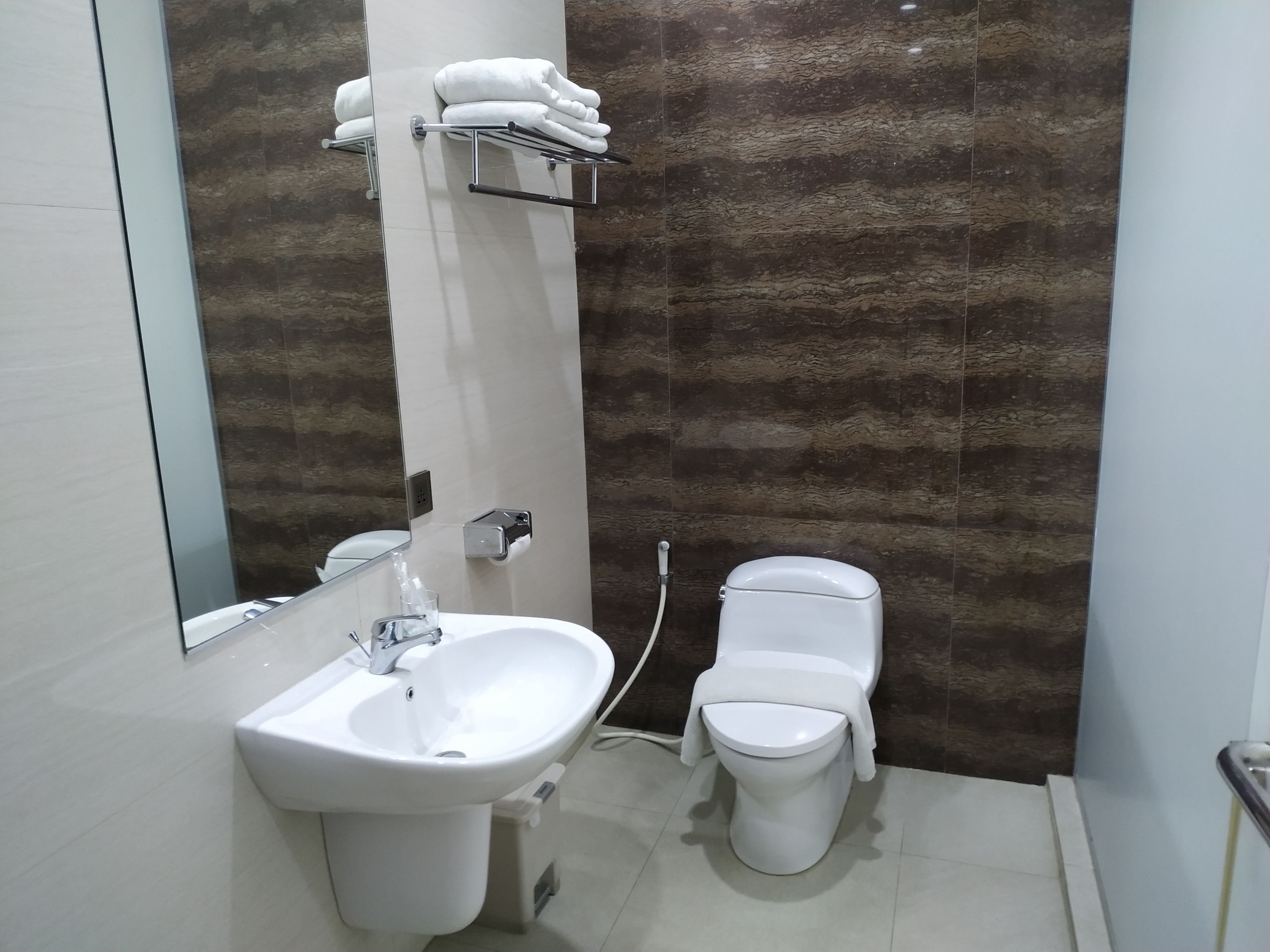 villa double bed | bathroom | shower, free toiletries, slippers, bidet