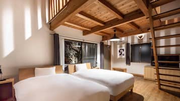 1 bedroom, in-room safe, individually decorated, individually furnished