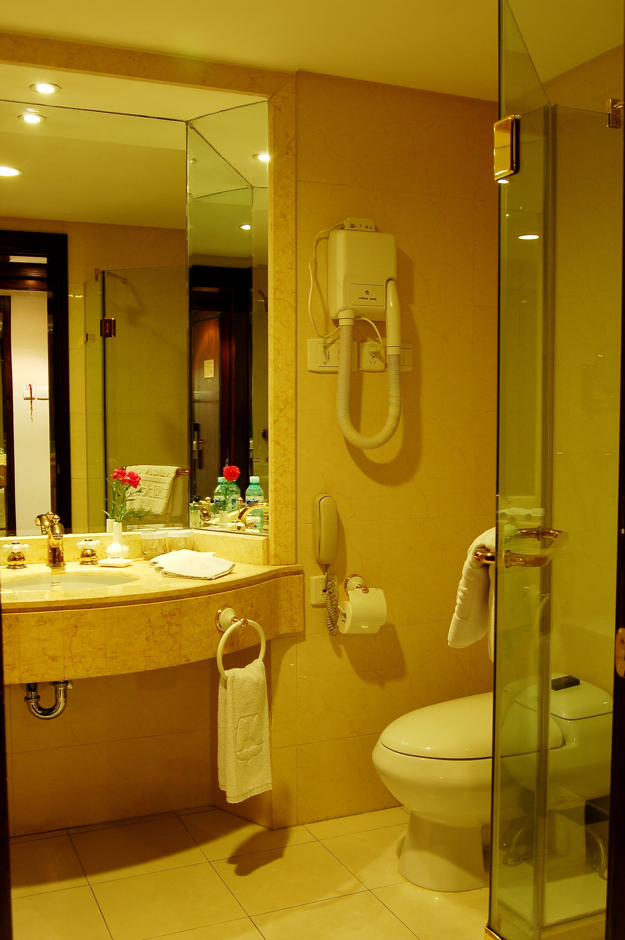 combined shower/bathtub, free toiletries, hair dryer, bathrobes