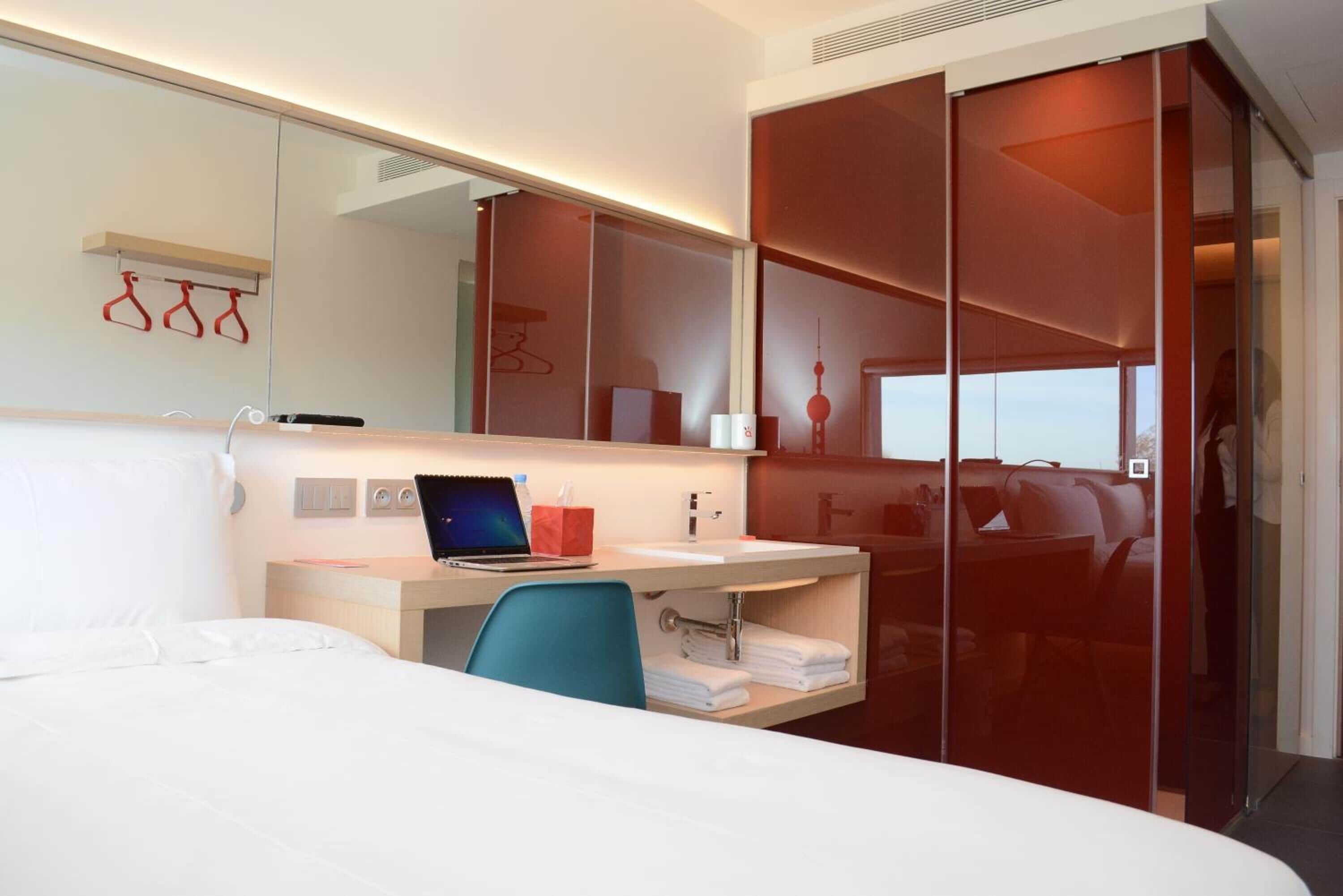 standard room, city view | premium bedding, desk, laptop workspace, blackout curtains