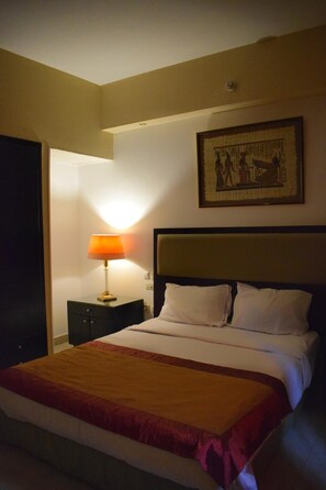 In-room safe, blackout drapes, iron/ironing board, rollaway beds - Desert View Sharm  Hotel (Sharm El Sheikh)
