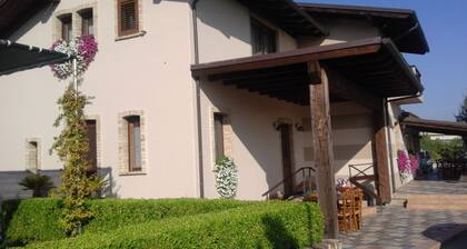 Eremo dei Poeti Country House