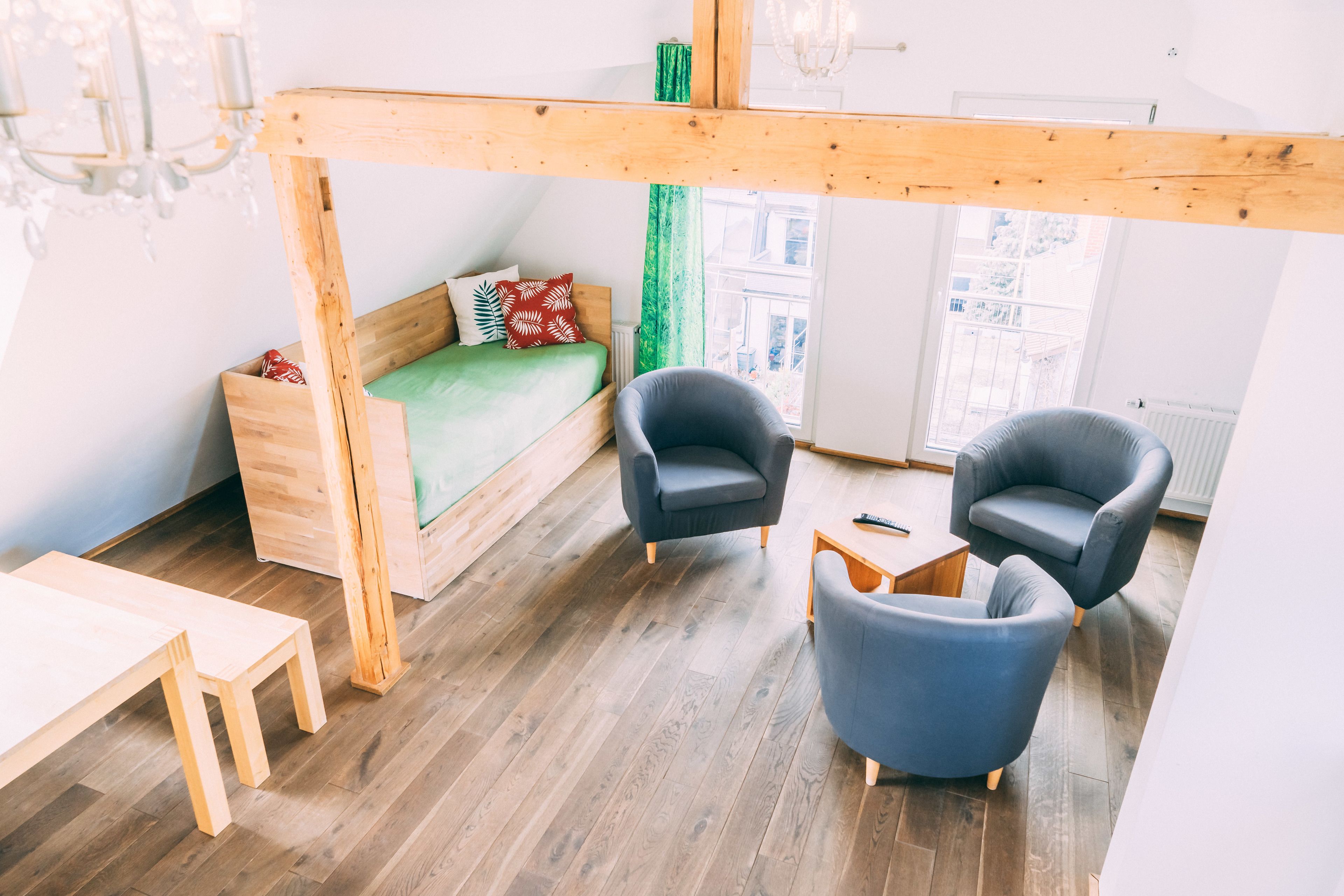 Apartment, 2 Schlafzimmer | Wohnbereich | Flachbildfernseher