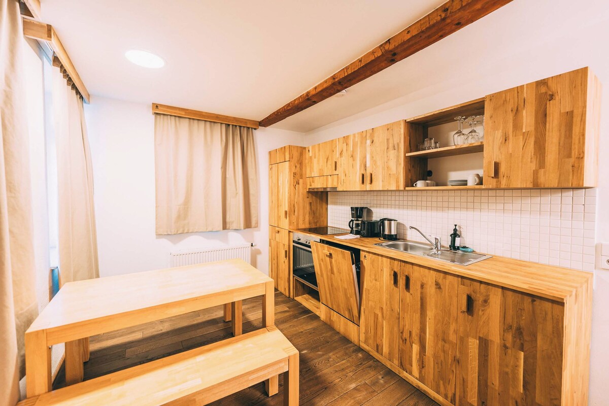 Apartment, 2 Bedrooms | Desk, cribs (surcharge), WiFi (free), bed sheets