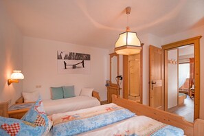 Apartment (2)