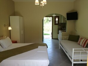 Studio Standar, 1 kamar tidur | 1 kamar tidur dan seprai premium