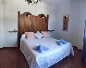 Rideaux occultants, lits pliants/supplémentaires, Wi-Fi gratuit