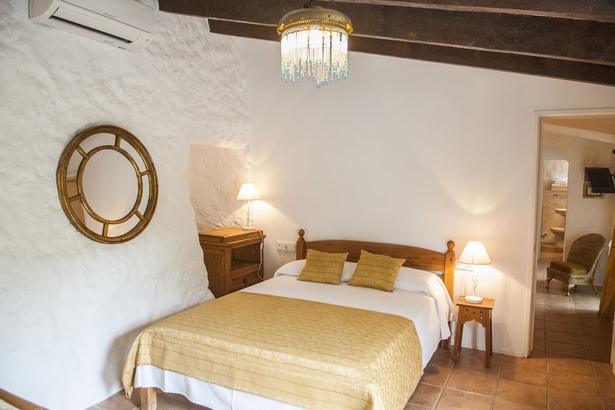 Suite, Garden View