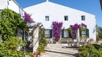 Fachada del alojamiento