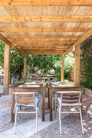Dining - Hotel Rural Biniarroca - Adults Only (Sant Lluis)
