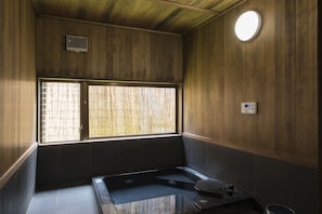 Zimmer (Japanese Western Style, Issui) | Badezimmer | Badewanne und Dusche (separat), kostenlose Toilettenartikel