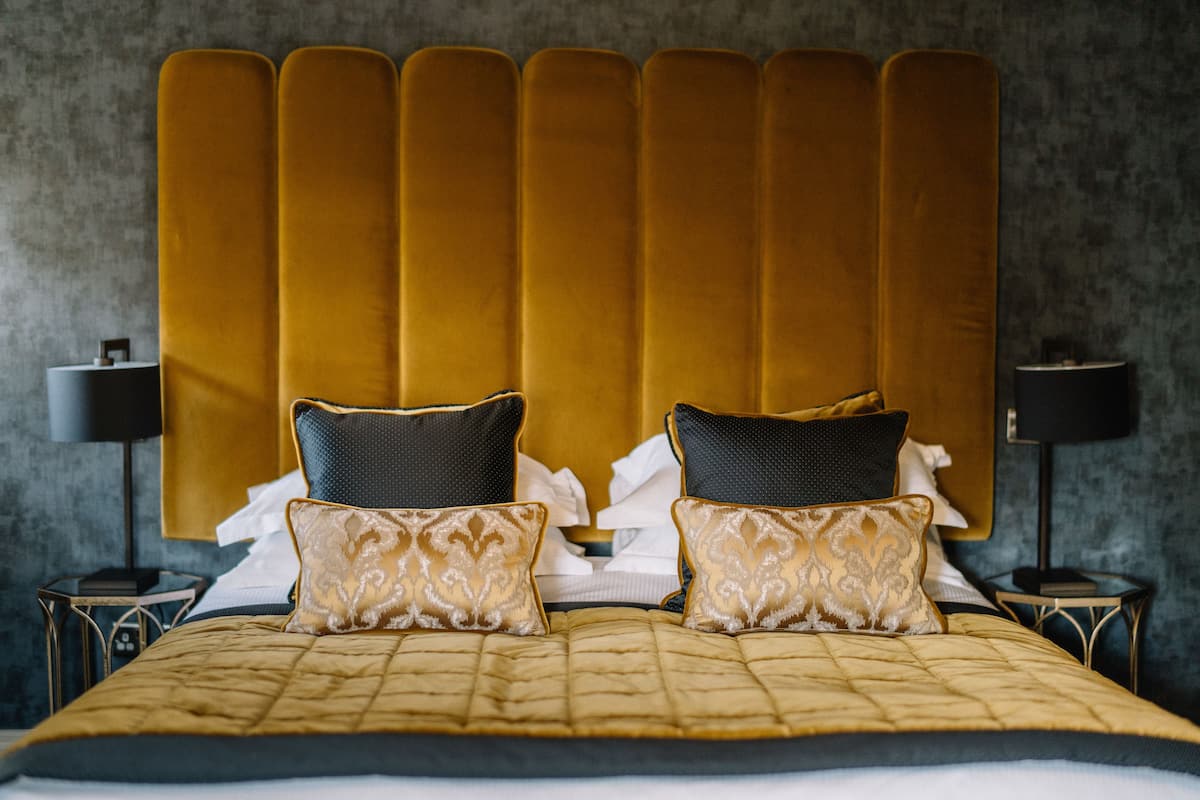 1 habitación, decoración personalizada y muebles diferentes