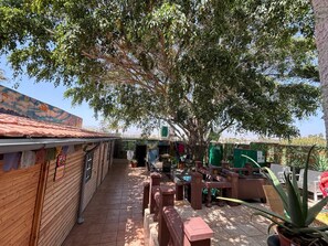 Habitación básica con 1 cama doble o 2 individuales | Vistas al jardín