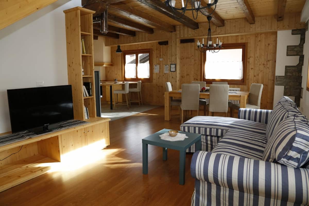Stali di Ettore e Luigina (Via San Vigilio, 37 Ovaro) | Shared kitchen | Fridge, oven, stovetop, electric kettle