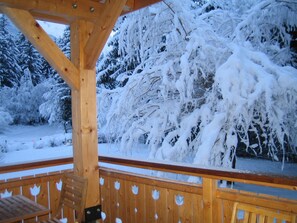 Porch - Hotel Arveyron Open House (Chamonix-Mont-Blanc)