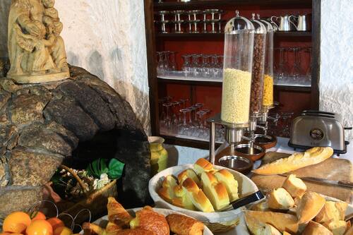 Daily buffet breakfast for a fee