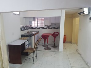 頂級開放式套房 | 私人廚房