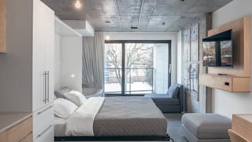 Deluxe-Doppelzimmer, 1 King-Bett, Badewanne | 1 Schlafzimmer, hochwertige Bettwaren, Daunenbettdecken