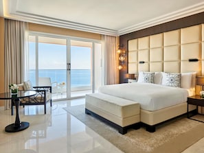 Suite Royal, 1 cama matrimonial | 1 habitación, minibar, caja de seguridad en la habitación y escritorio