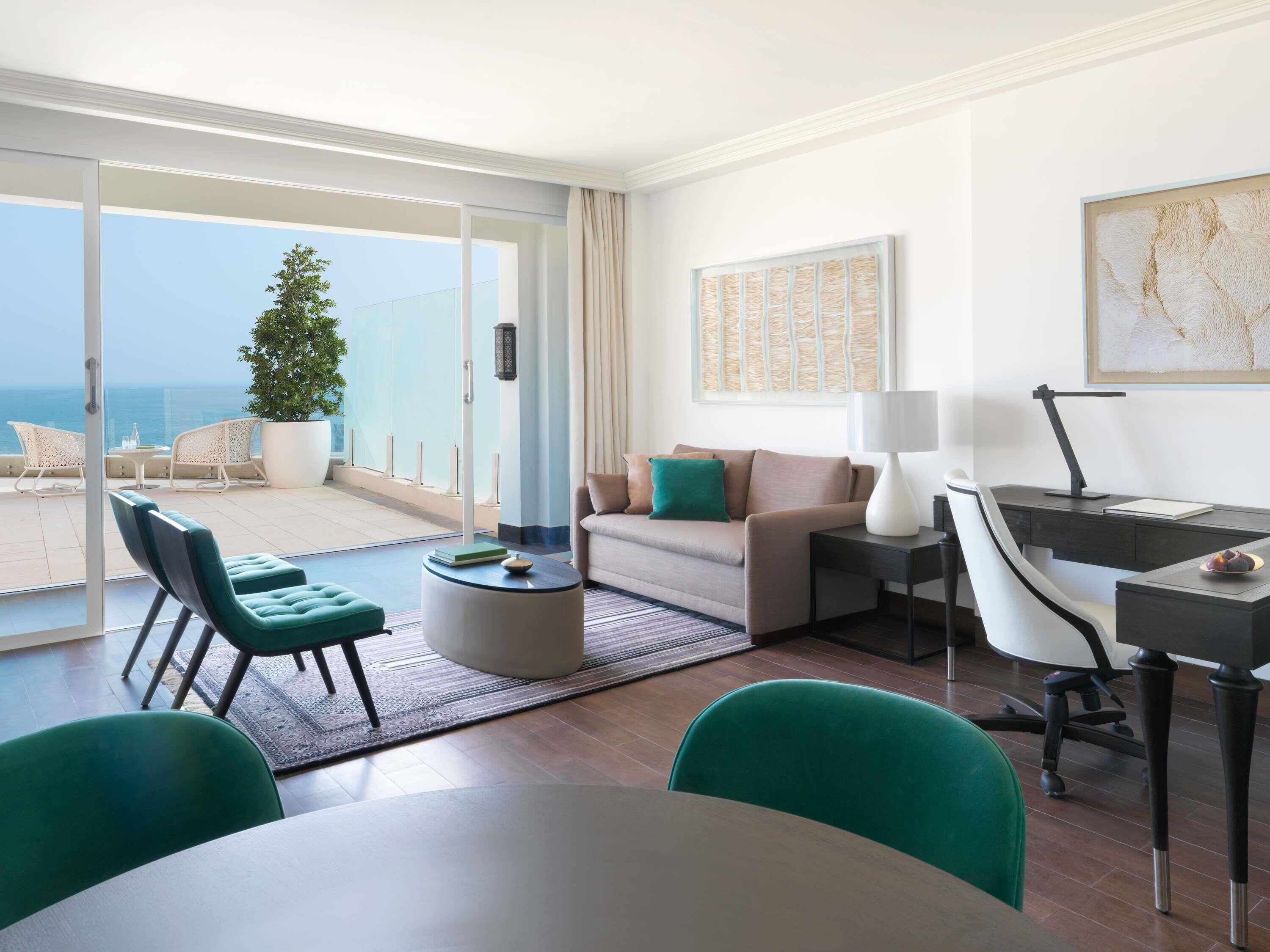 Minibar, in-room safe, desk, laptop workspace