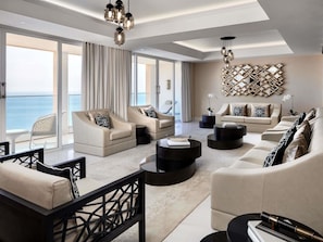 1 bedroom, minibar, in-room safe, desk