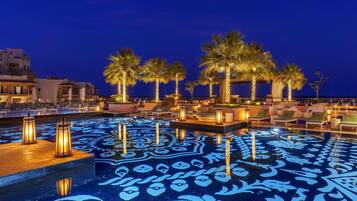 2 outdoor pools, open 8:00 AM to 6:00 PM, pool cabanas (surcharge)