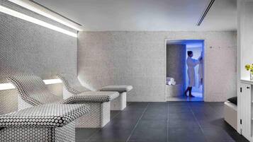 Espace de soins pour les couples, sauna, bain à remous, hammam, hammam
