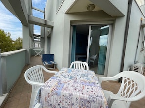 Superior Apartment, 1 Double Bed with Sofa bed | Terrace/patio