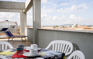 Superior Apartment, 1 Double Bed with Sofa bed | Terrace/patio