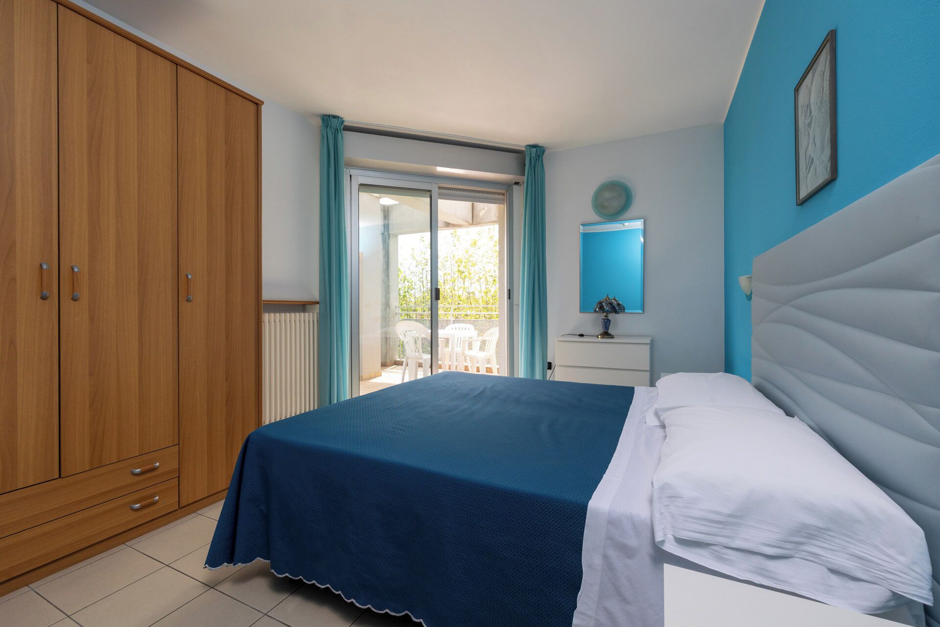 Hypo-allergenic bedding, in-room safe, iron/ironing board