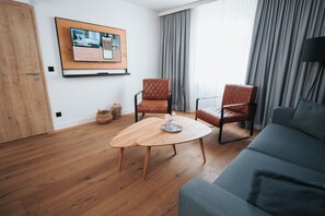 Apartemen (small) | Area keluarga | TV layar datar