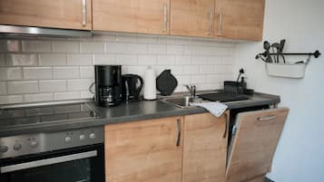 Apartment (medium) | 1 bedroom, in-room safe, laptop workspace, blackout drapes