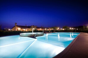 Utomhuspool