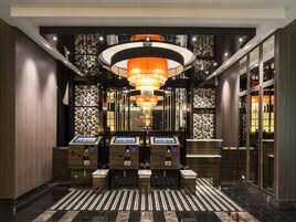 Mostrador para check-in y check-out