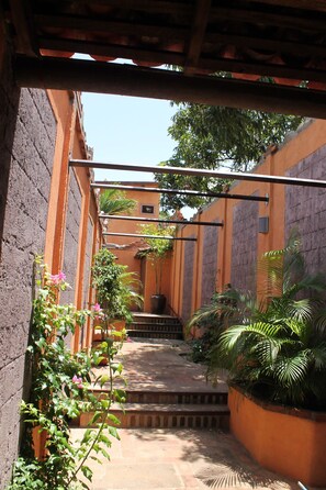 Property entrance - 3 Palms Residence (Granada)