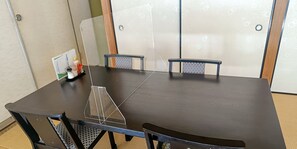 Aperto a pranzo e cena