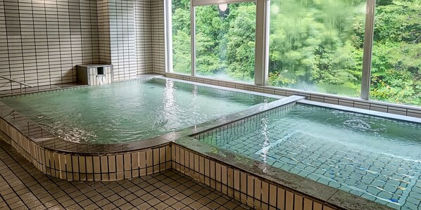 Chambre Tradition, non-fumeur, vue fleuve (Japanese Style,) | Salle de bain commune