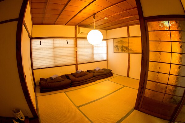 Interior detail - Moco Hostel (Kyoto)