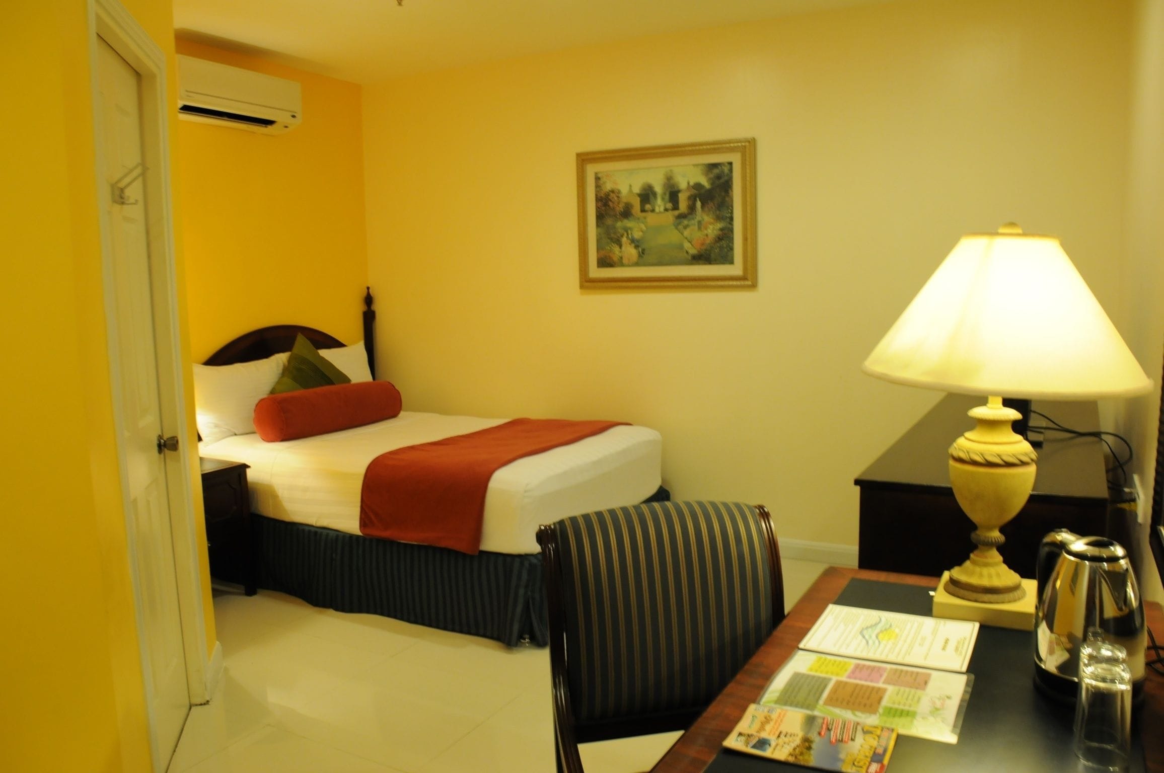 superior room | desk, iron/ironing board, bed sheets