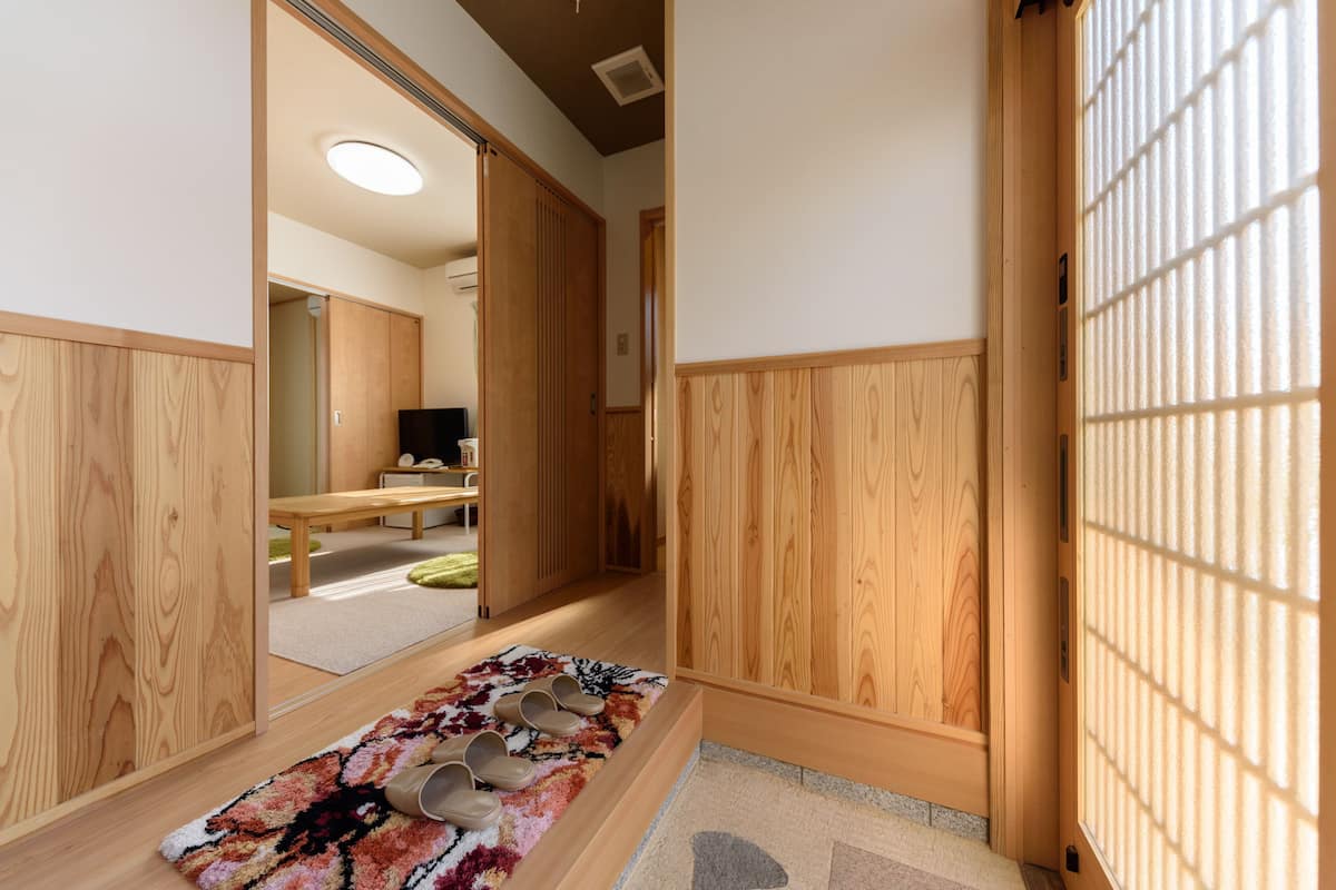 Individually decorated, free WiFi, bed sheets