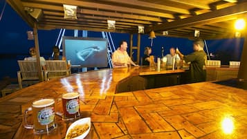 Bar (en la propiedad)