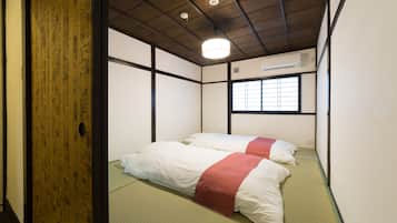 House | 2 bedrooms, free WiFi, bed sheets