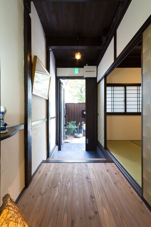 Interior entrance - Kyotoya Suzaku-an (Kyoto)