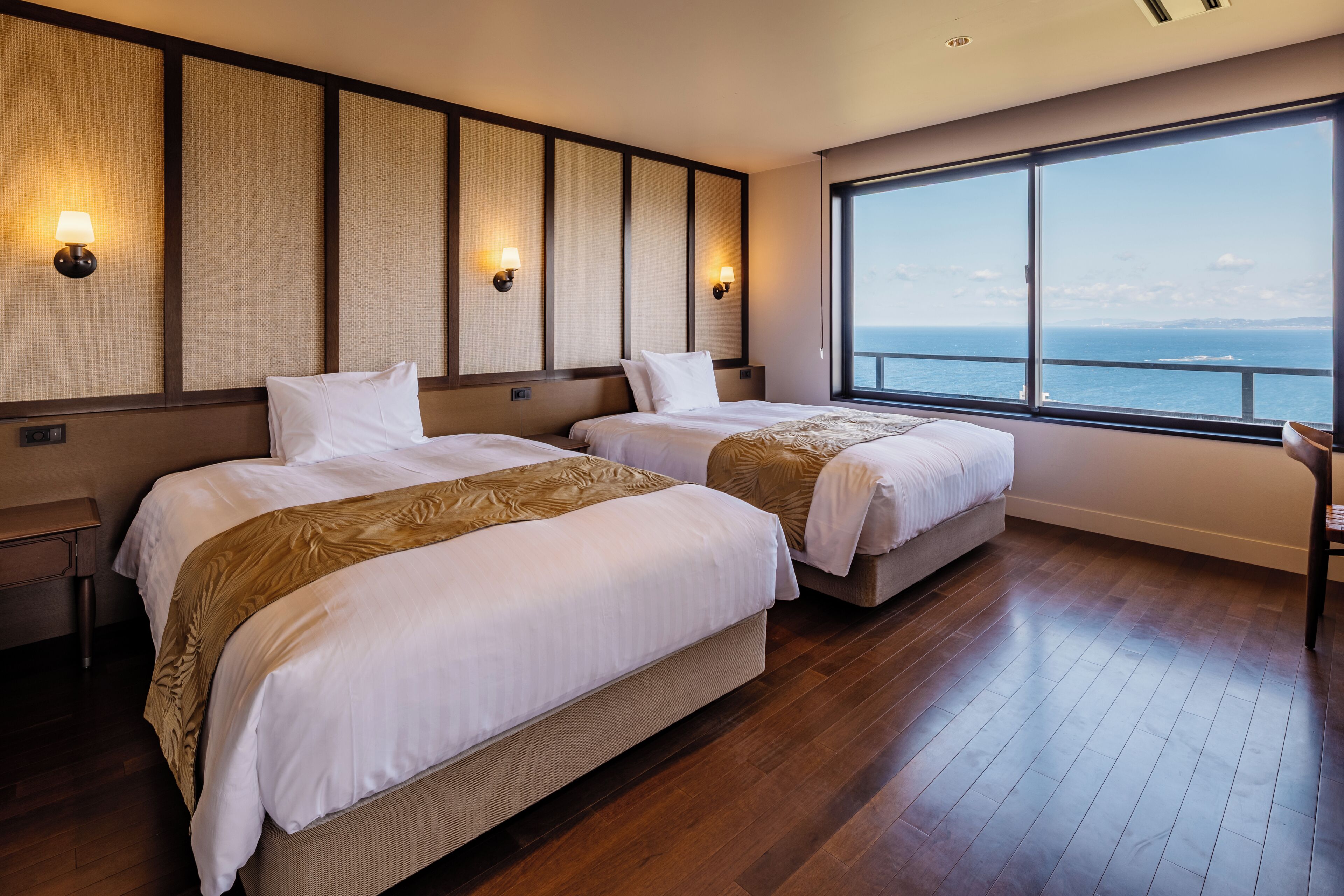 1 bedroom, in-room safe, desk, blackout curtains