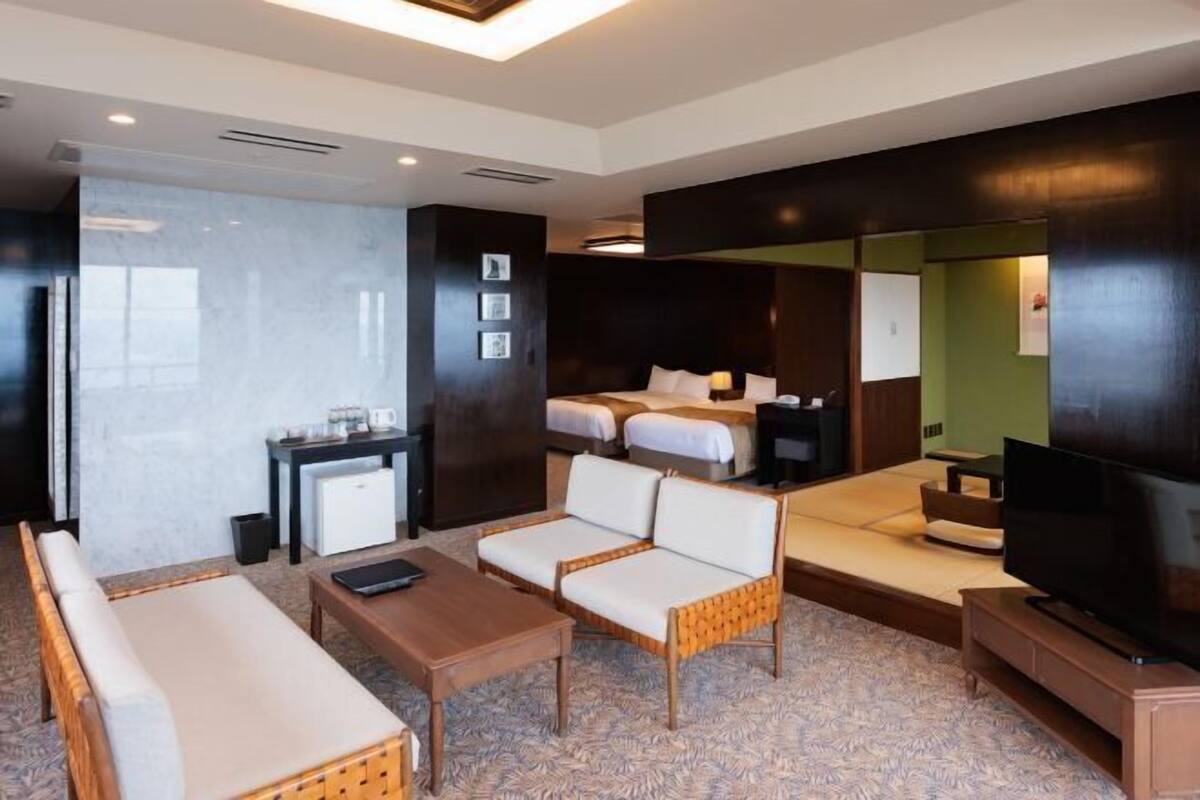 In-room safe, desk, blackout drapes, free WiFi