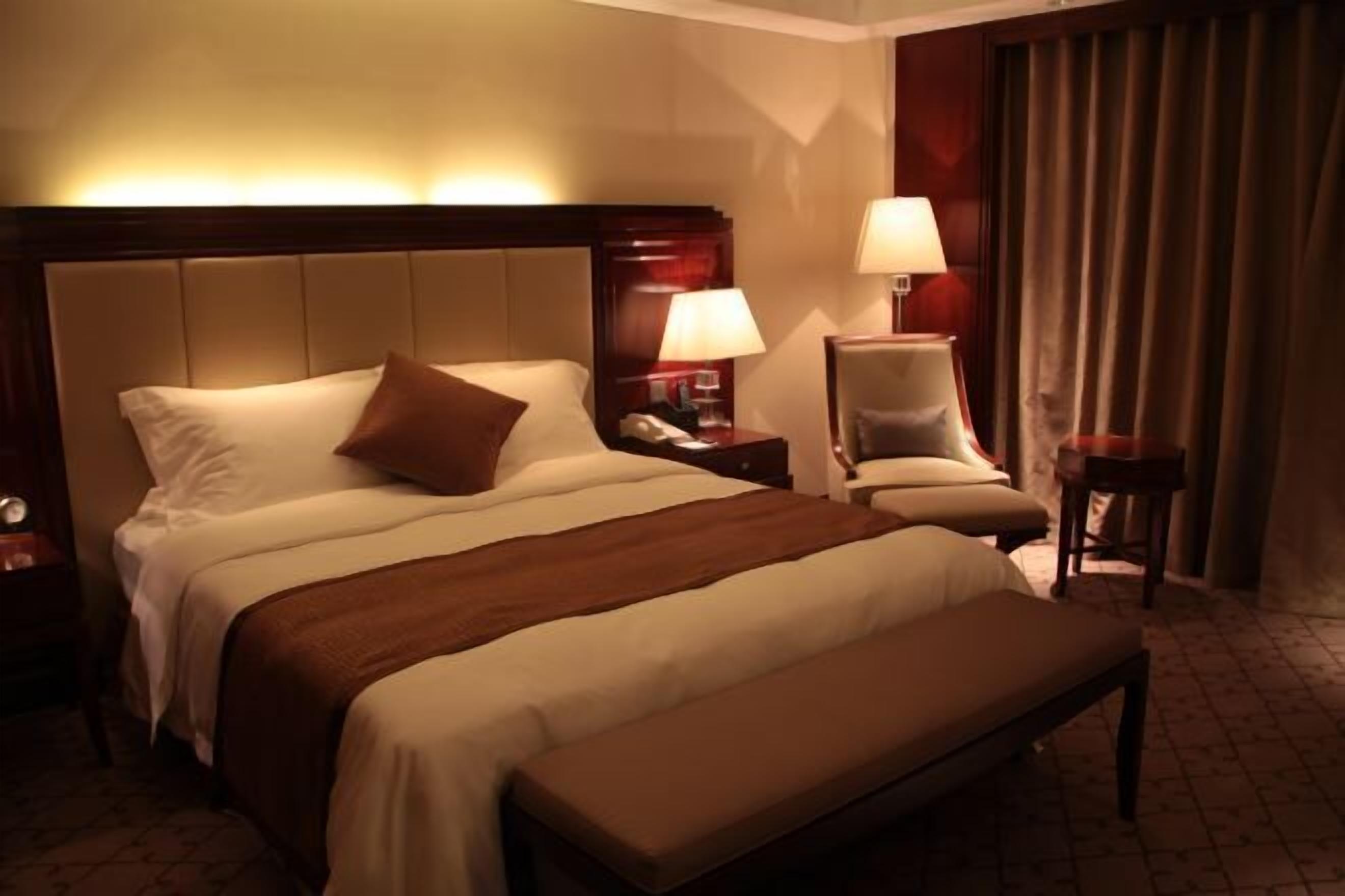 In-room safe, desk, iron/ironing board, free cots/infant beds