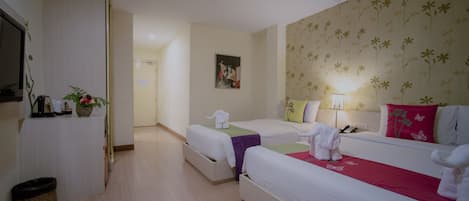 객실 내 금고, 책상, 암막 커튼, 무료 WiFi