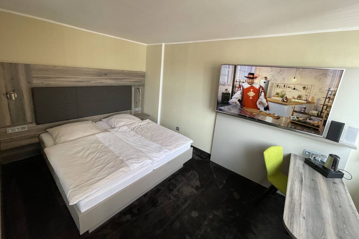 Suite | Sengetøy av topp kvalitet, minibar, safe på rommet og lydisolert