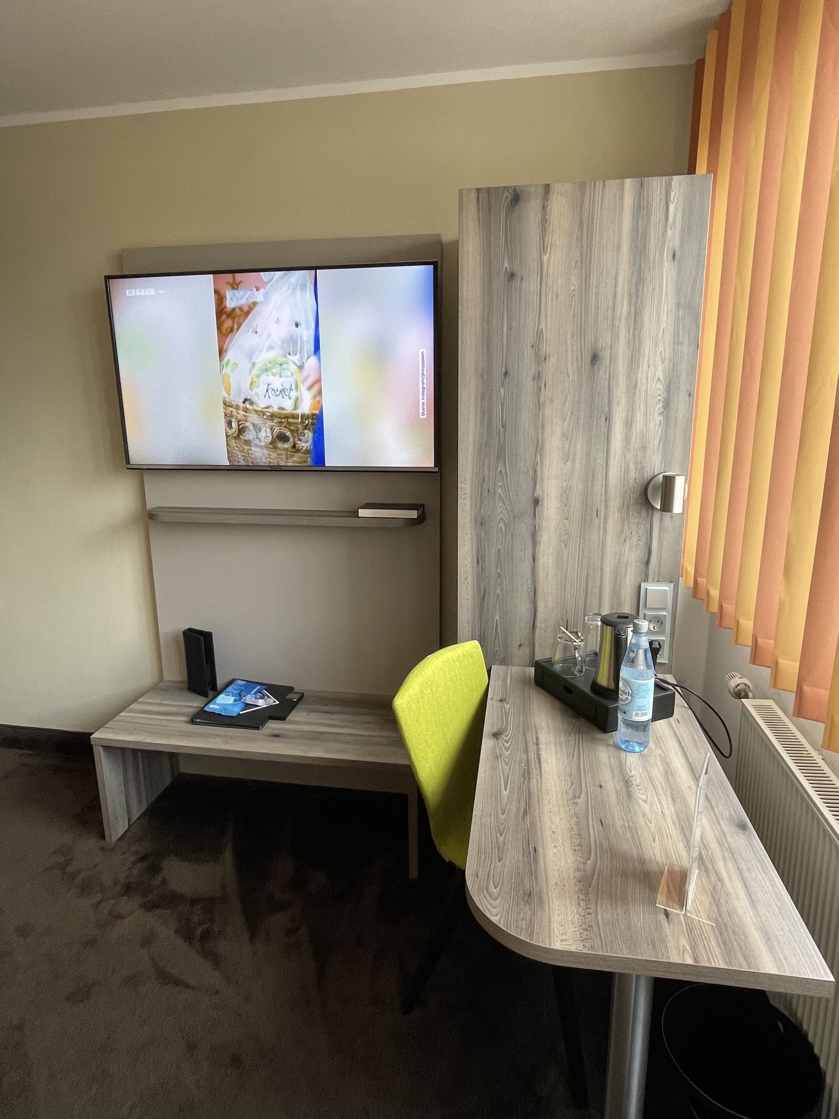 single room | premium bedding, minibar, in-room safe, individually decorated