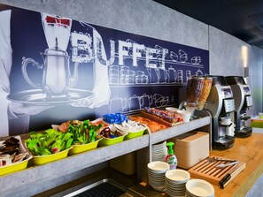 Daily buffet breakfast (EUR 7.50 per person)